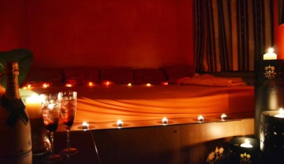 Tutti Frutti Tabledance Club - Nightclub in Berlin, Germany