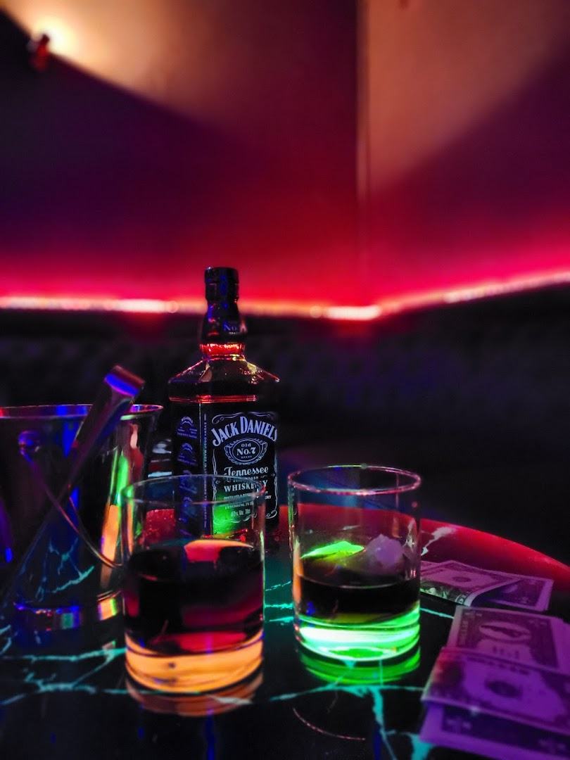 Tutti Frutti Tabledance Club - Nightclub in Berlin, Germany