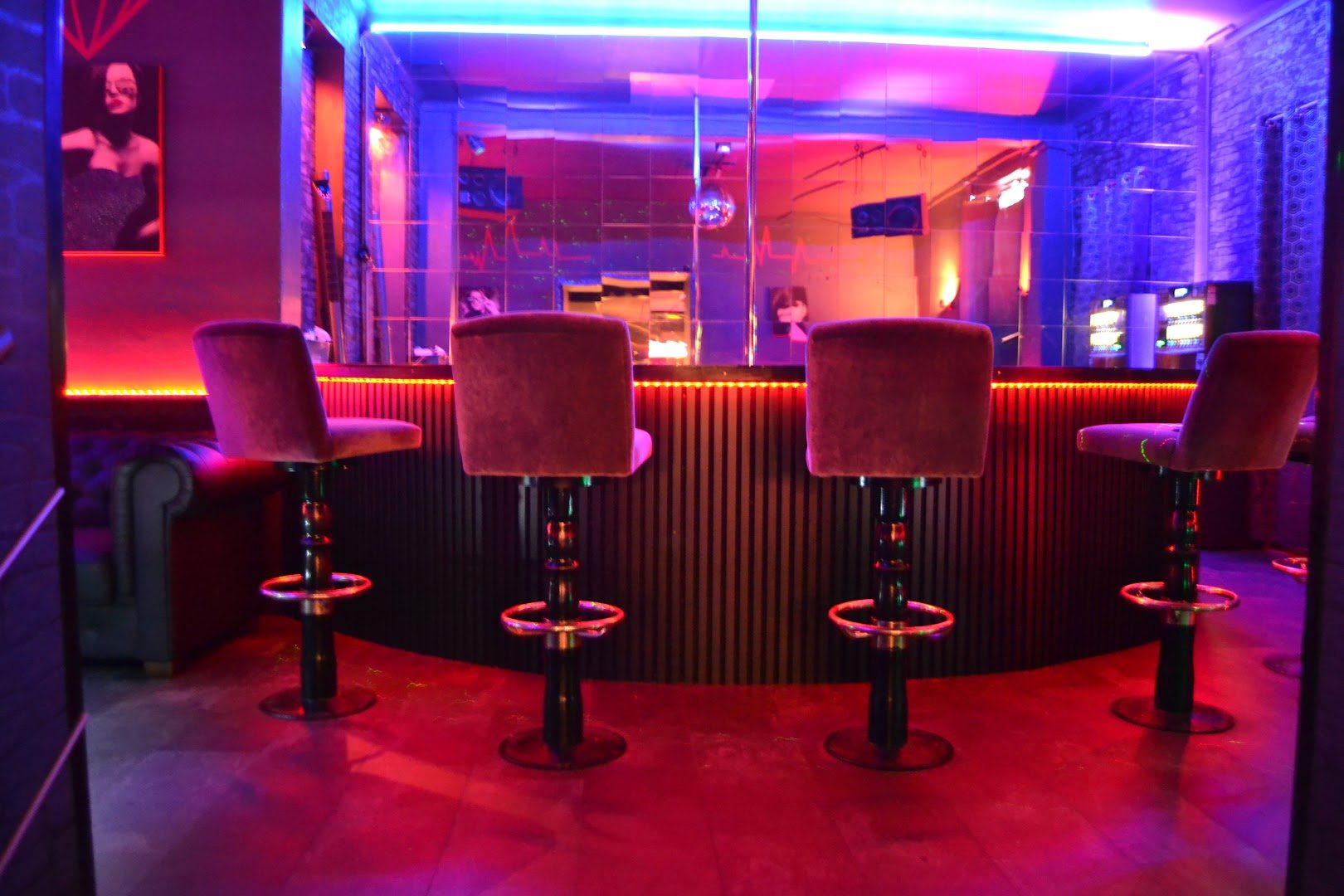Tutti Frutti Tabledance Club - Nightclub in Berlin, Germany