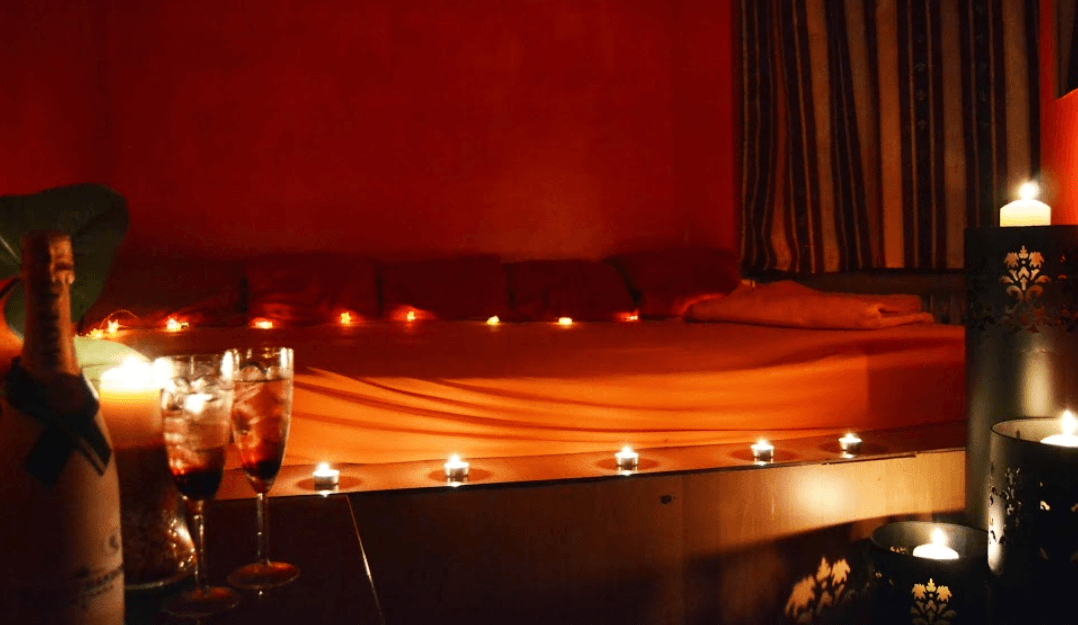 Tutti Frutti Tabledance Club - Nightclub in Berlin, Germany