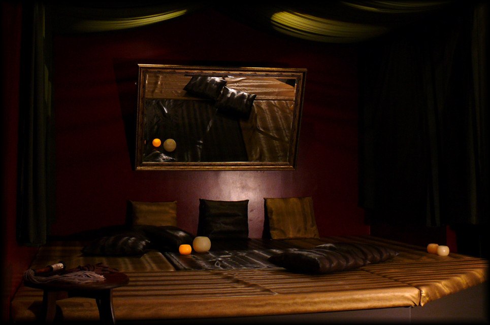 Avarus Berlin - Swingers Club - Swinger Club in Berlin, Germany
