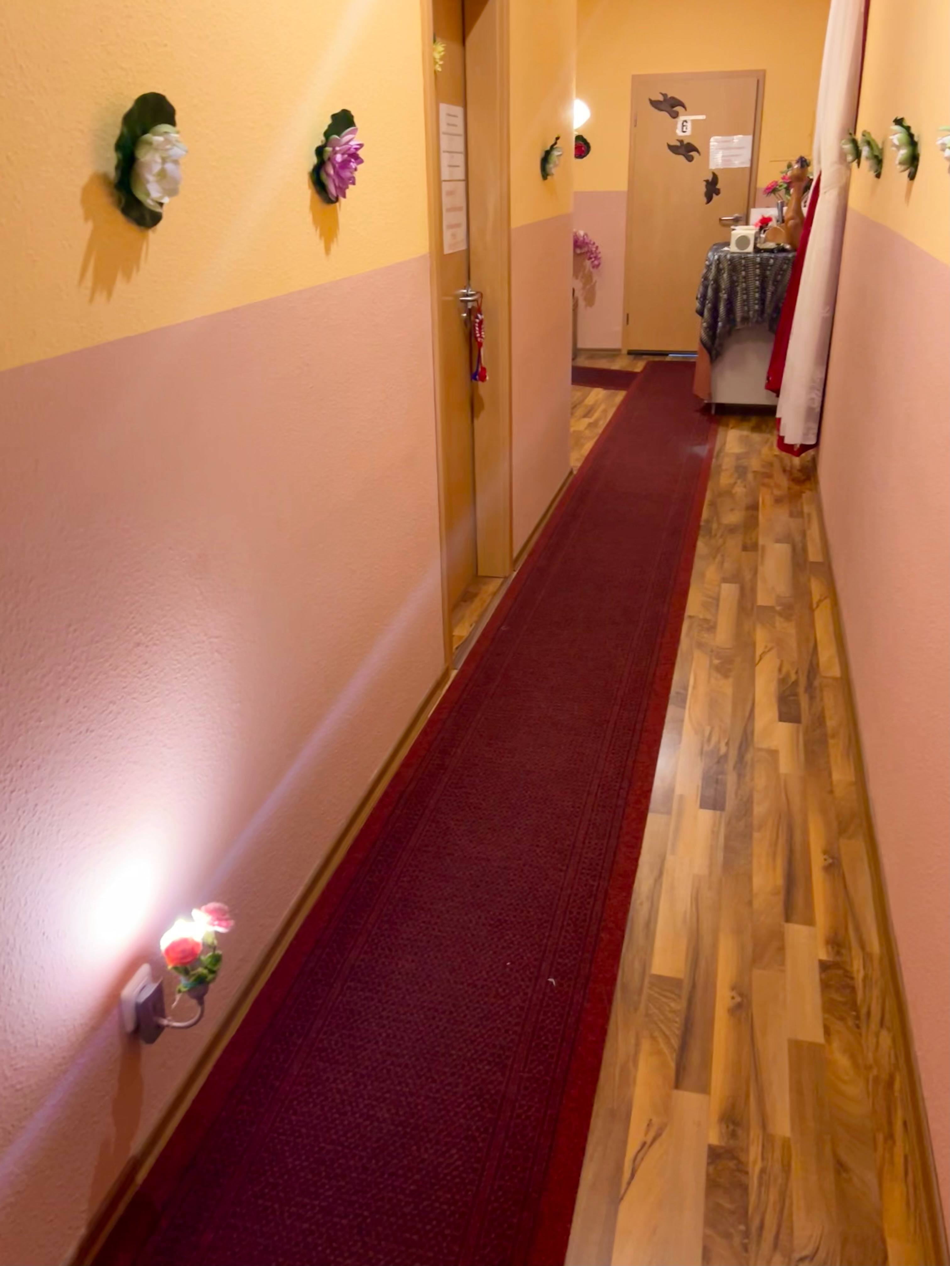 Thai Massagen Bremen - Erotic Massage in Bremen, Germany