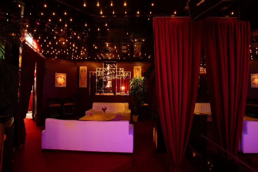 Beverly Bar Bremen - Nightclub in Bremen, Germany