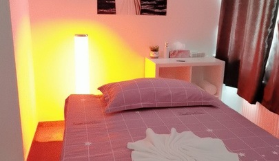 Tang Yun Chinesische Massage - Erotic Massage in Bruhl, Germany