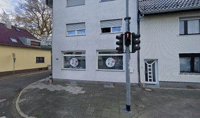 Tang Yun Chinesische Massage - Erotic Massage in Bruhl, Germany
