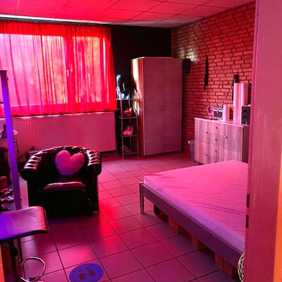Eroscenter Bünde - Brothel in Bunde, Germany