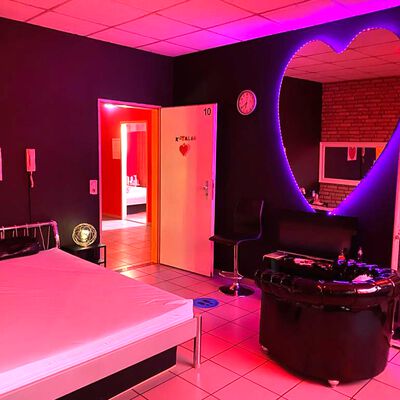Eroscenter Bünde - Brothel in Bunde, Germany