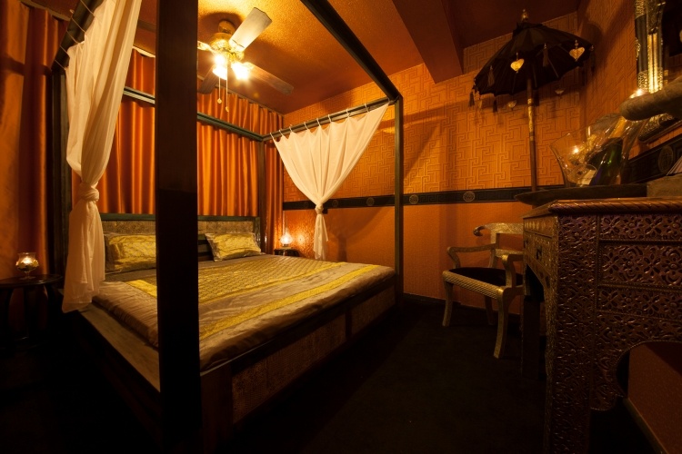Kitties Suite - Bordell Bürstadt, Mannheim, Worms, Ludwigshafen, Heidelberg - Brothel in Burstadt, Germany