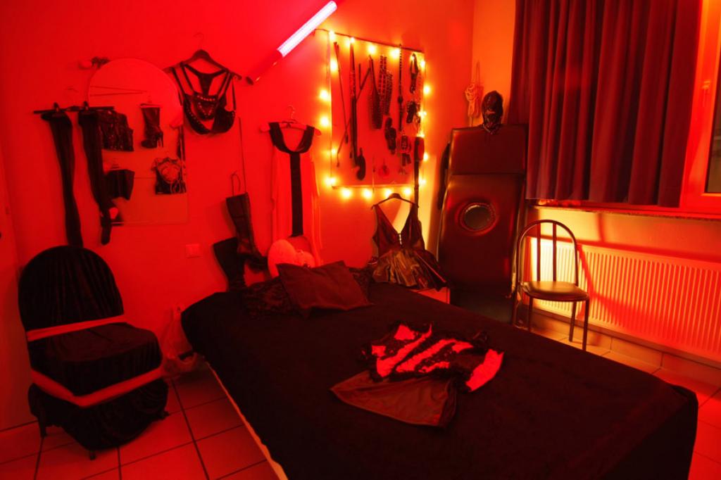 Das Bordell Eros Center Köln - Brothel in Cologne, Germany
