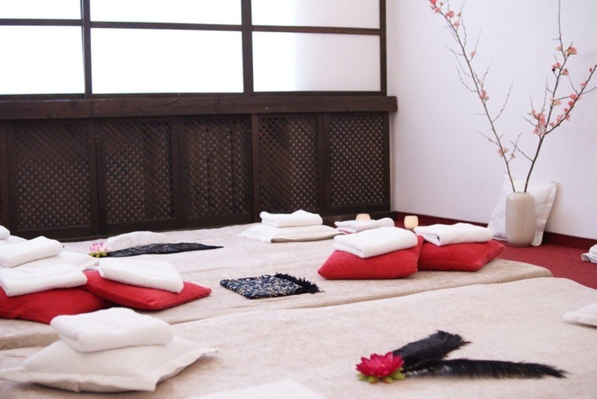 Ananda Tantra Massage - Erotic Massage in Cologne, Germany