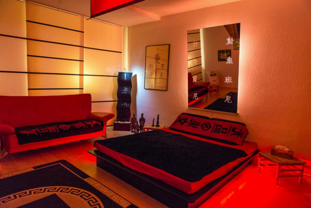Massage Relax - Erotic Massage in Cologne, Germany