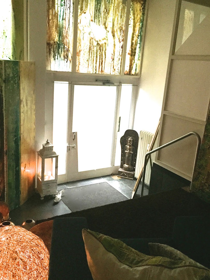 Our Touch Wellness & Health & Beauty - Tantramassagen - Erotic Massage in Cologne, Germany