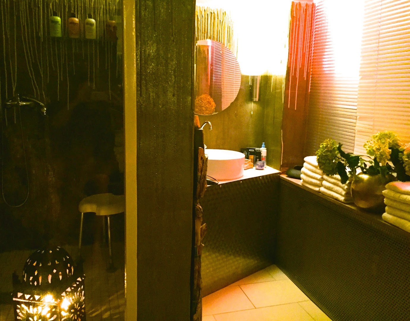 Our Touch Wellness & Health & Beauty - Tantramassagen - Erotic Massage in Cologne, Germany