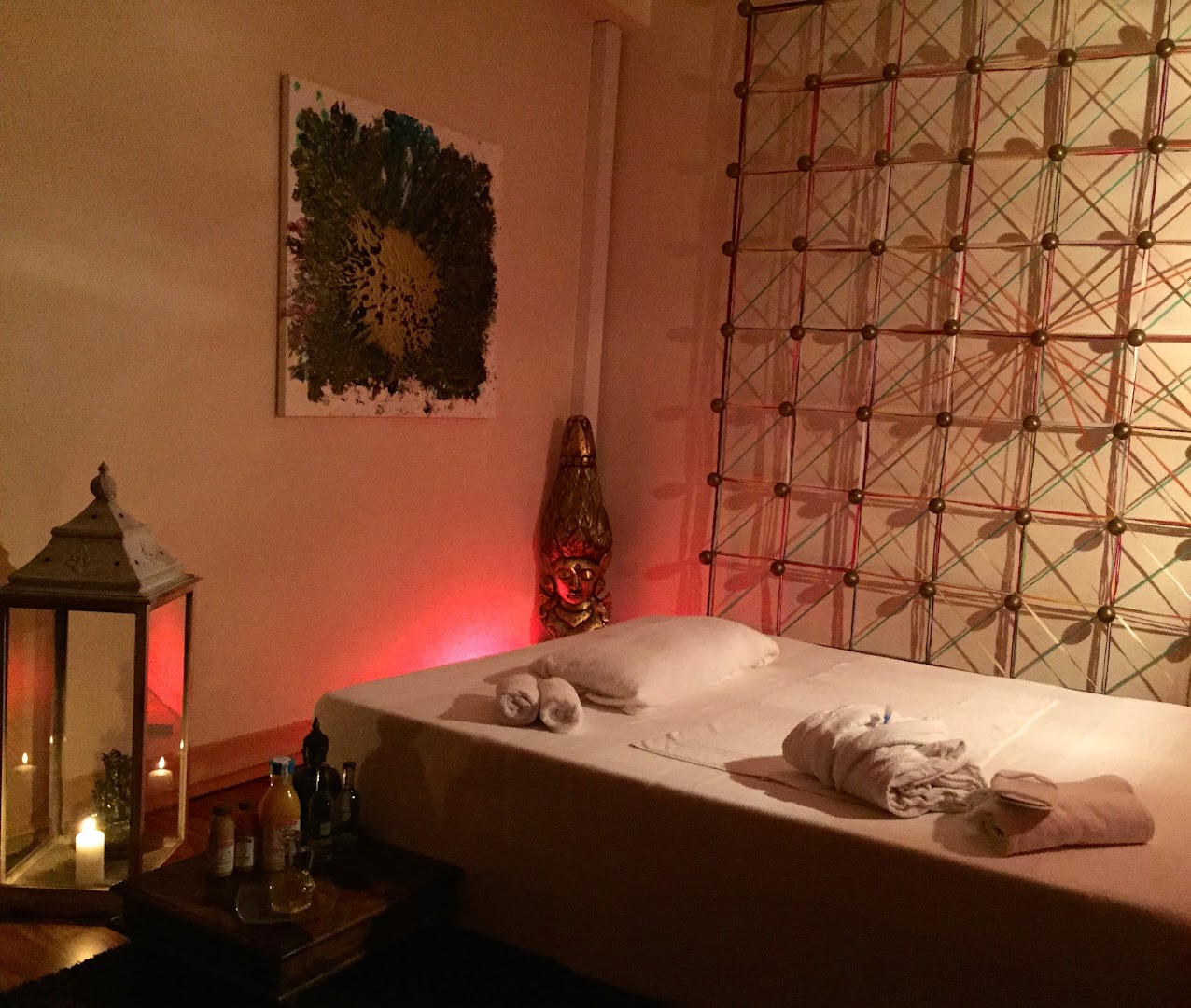Our Touch Wellness & Health & Beauty - Tantramassagen - Erotic Massage in Cologne, Germany
