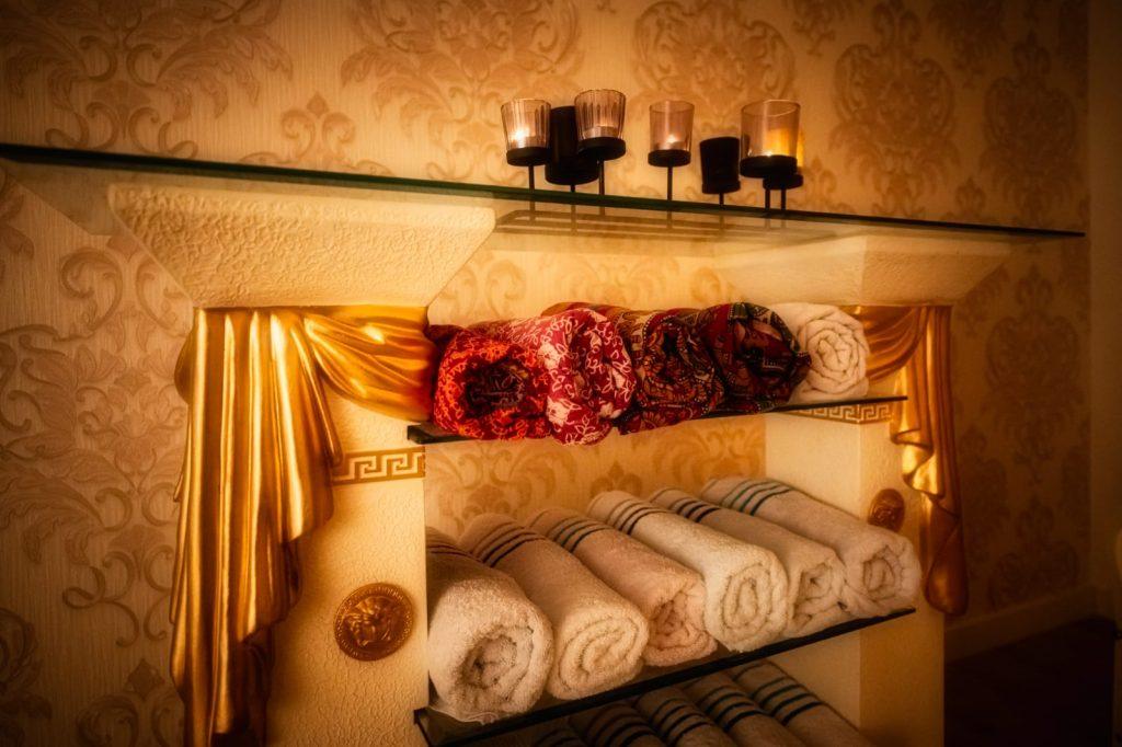 Tantra Kaschmir Massage - Erotic Massage in Cologne, Germany