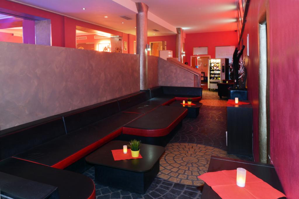 Club Mondial - Fkk in Cologne, Germany