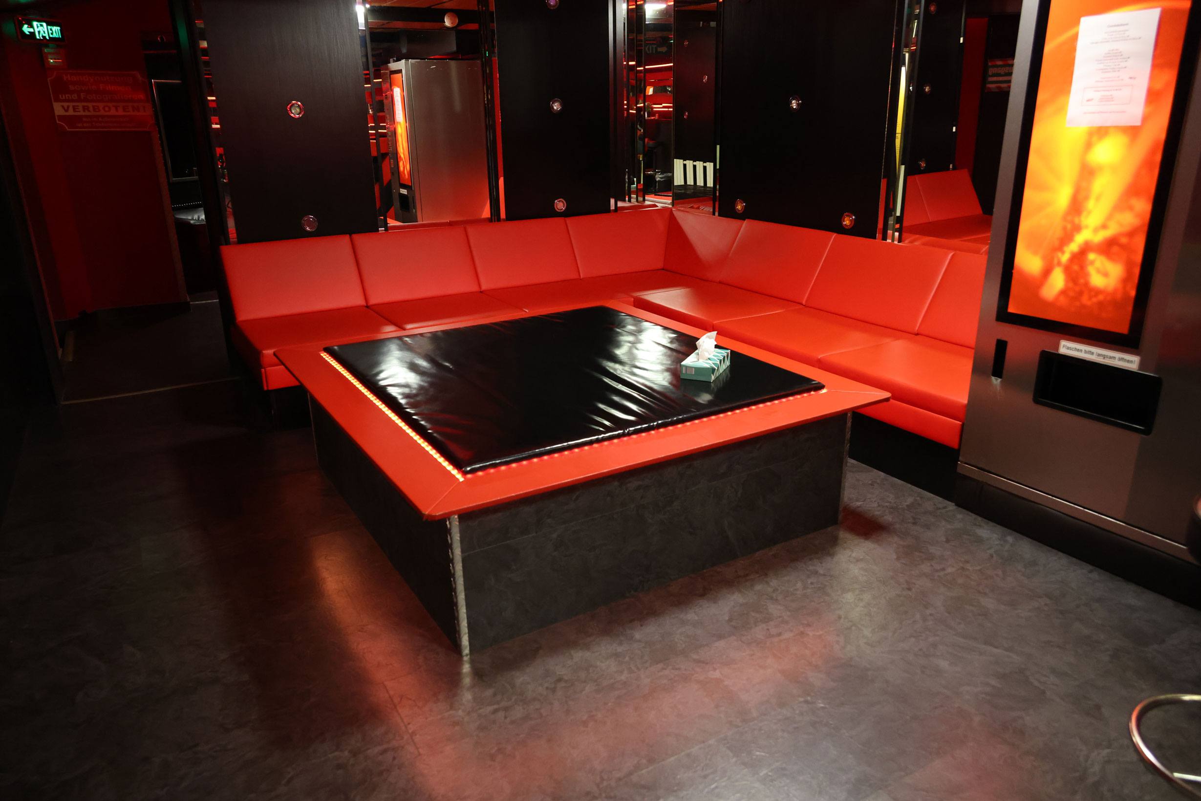 Kino Hole - Swinger Club in Cologne, Germany