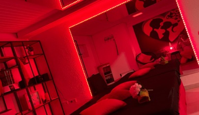 Friends By Michelle - Erotic Massage in Dietzenbach, Germany