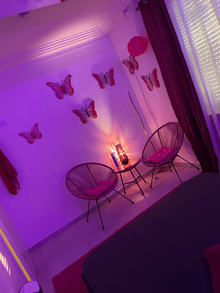 Friends By Michelle - Erotic Massage in Dietzenbach, Germany