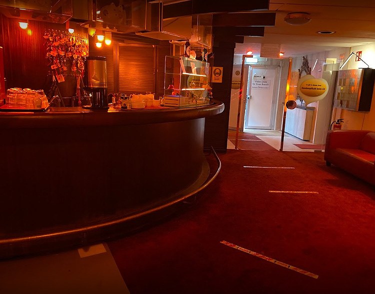 Fkk Sauna Club 40 Bordelle 365 Tage Geöffnet Euer Fkk 40 - Fkk in Dietzenbach, Germany