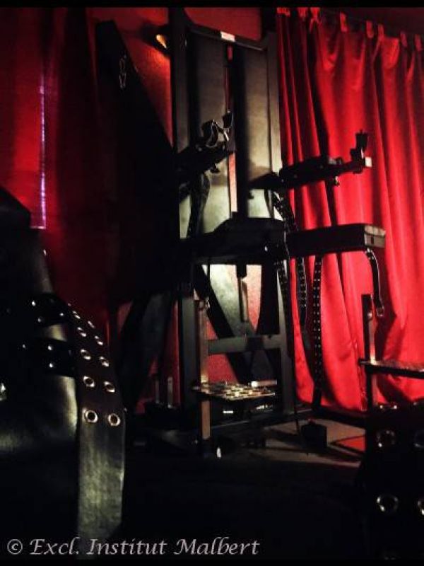 Institut Malbert Bdsm Fetisch Domina Studio - Brothel in Dortmund, Germany