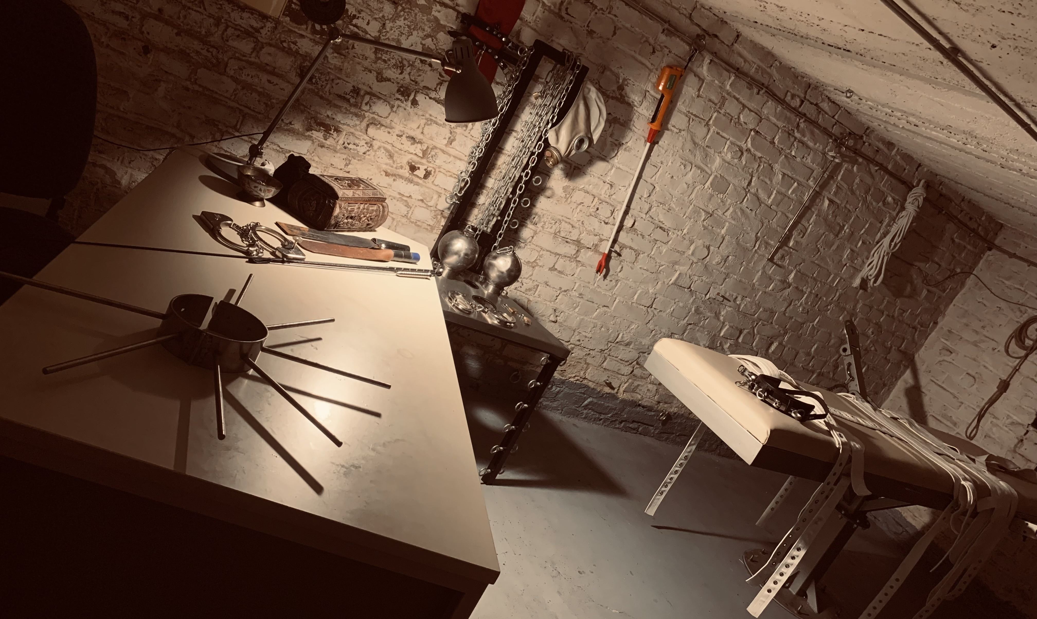 Institut Malbert Bdsm Fetisch Domina Studio - Brothel in Dortmund, Germany