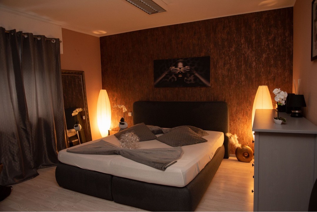 Erotische Massage Dortmund | Massagehaus Nr.3 - Erotic Massage in Dortmund, Germany