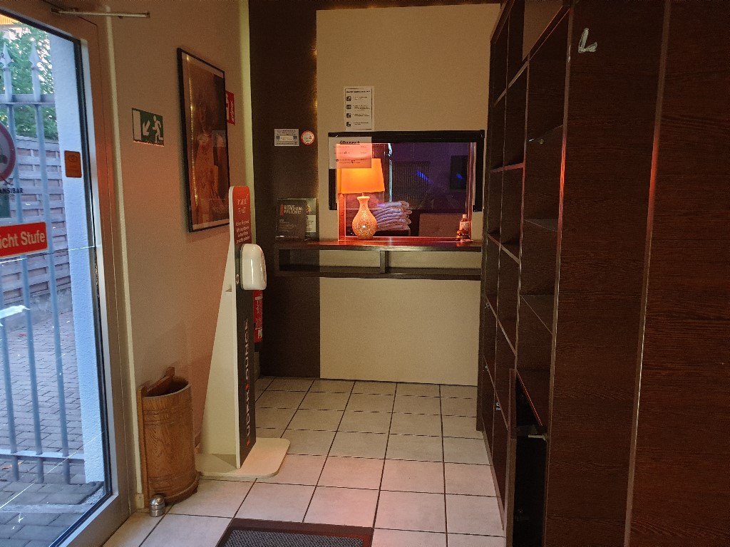 Luder Lounge - Fkk in Dortmund, Germany
