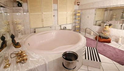 Salon Cora - Erotic Massage in Duisburg, Germany