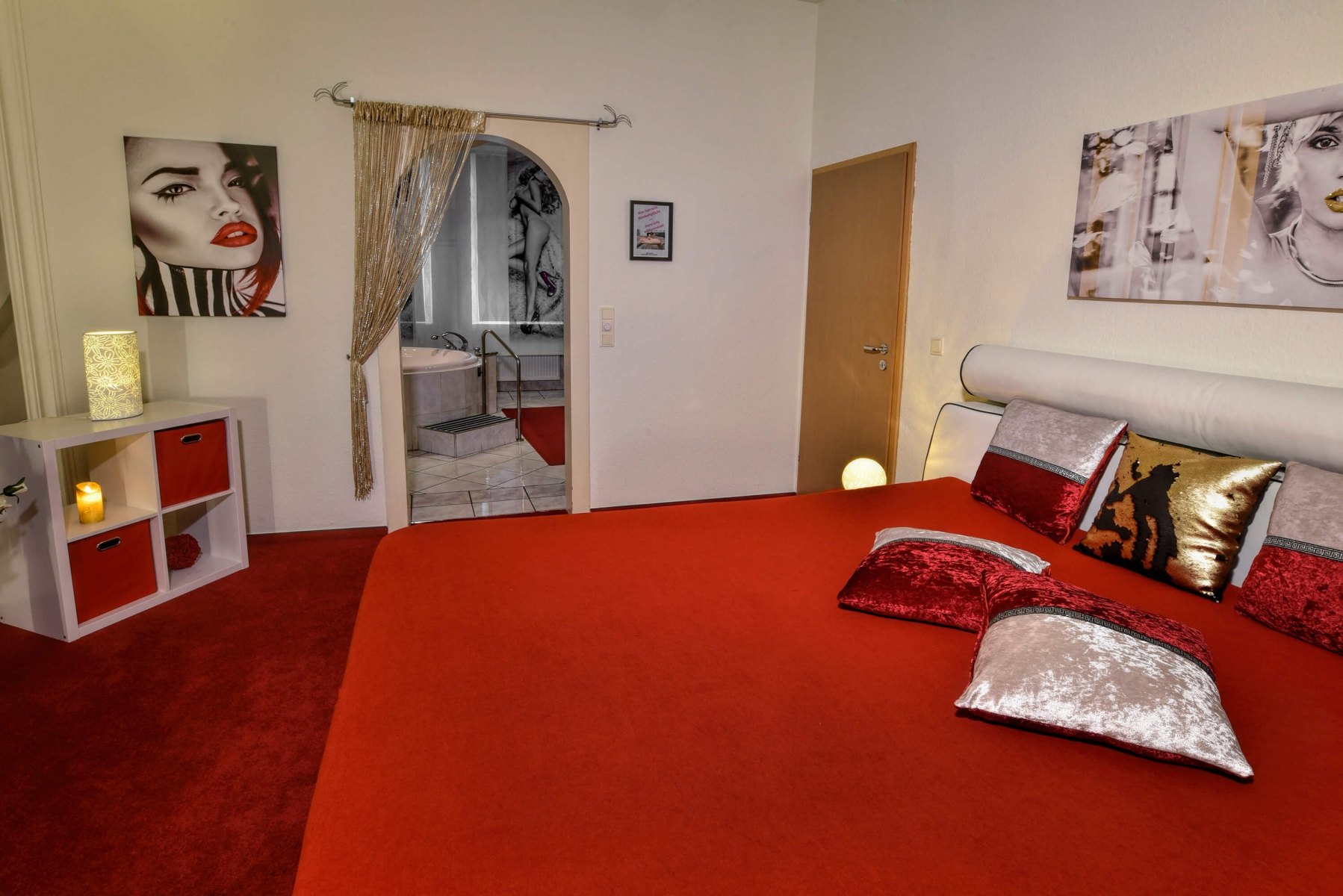 Salon Cora - Erotic Massage in Duisburg, Germany