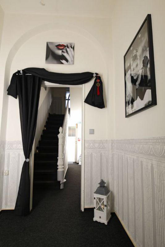 Salon Cora - Erotic Massage in Duisburg, Germany