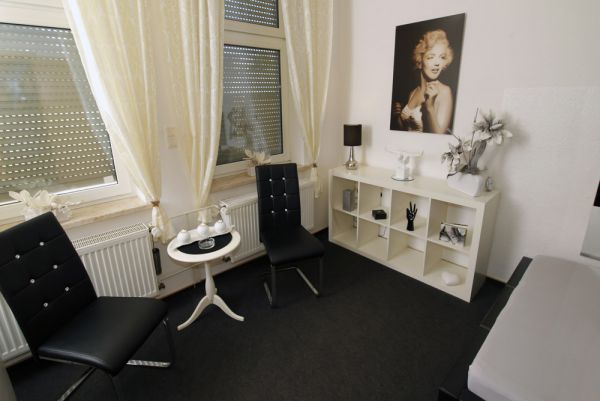 Salon Cora - Erotic Massage in Duisburg, Germany
