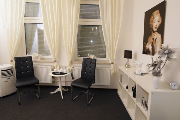 Salon Cora - Erotic Massage in Duisburg, Germany
