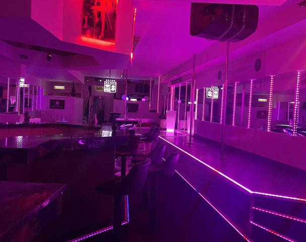 Bar Florida Tabledance In Duisburg - Nightclub in Duisburg, Germany