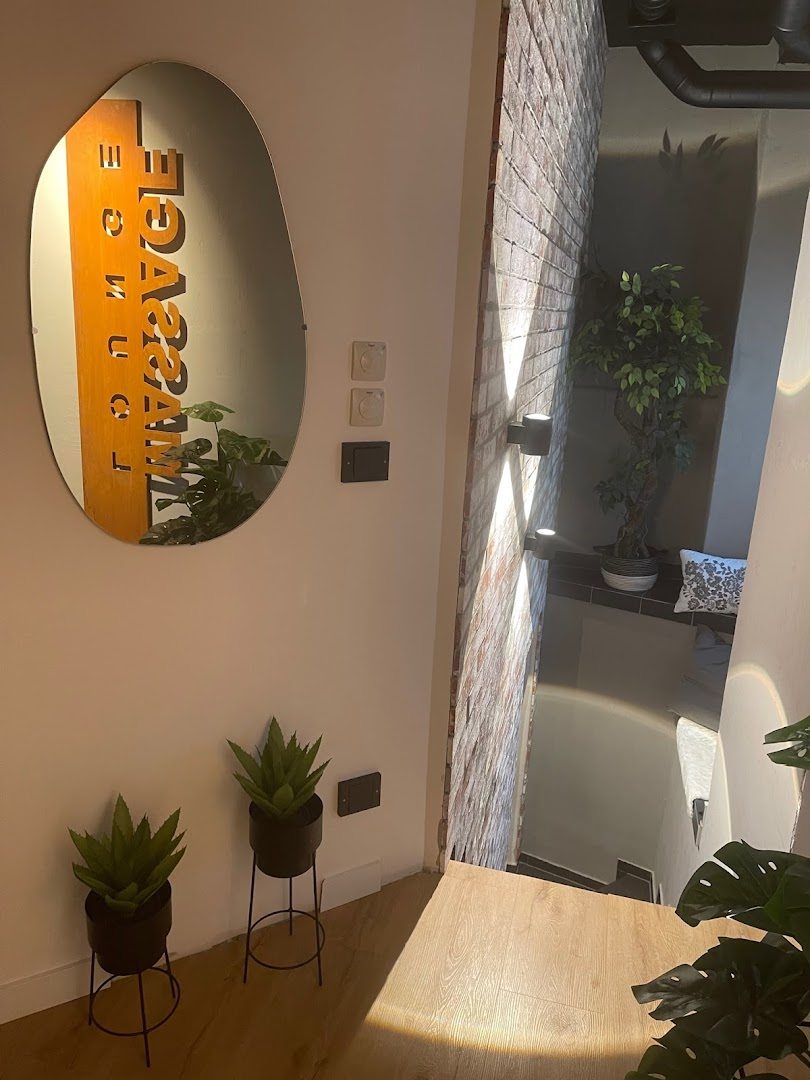 Massage Lounge Düsseldorf - Erotic Massage in Dusseldorf, Germany