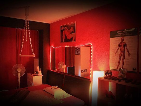 Ploy's Thai Paradies - Erotic Massage in Dusseldorf, Germany