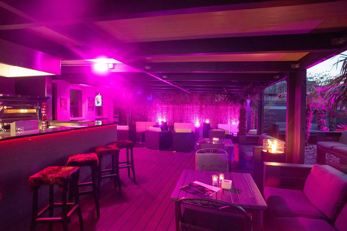 Palmera Düsseldorf: Erotikclub, Bordell, Nightclub & Saunaclub - Nightclub in Dusseldorf, Germany