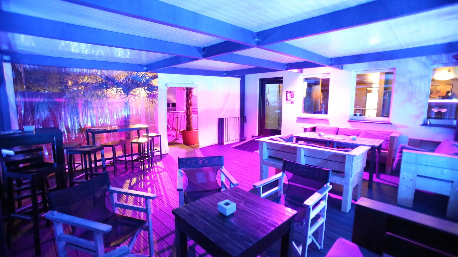 Palmera Düsseldorf: Erotikclub, Bordell, Nightclub & Saunaclub - Nightclub in Dusseldorf, Germany