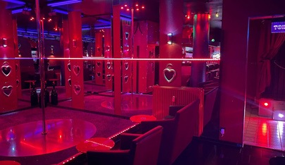 Tropical Nights Tabledance & Bar - Nightclub in Dusseldorf, Germany