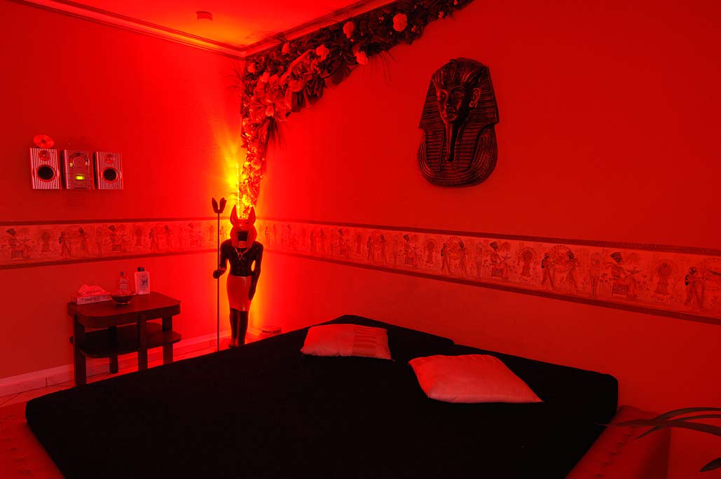 V.I.P. Club Düsseldorf - Nightclub in Dusseldorf, Germany