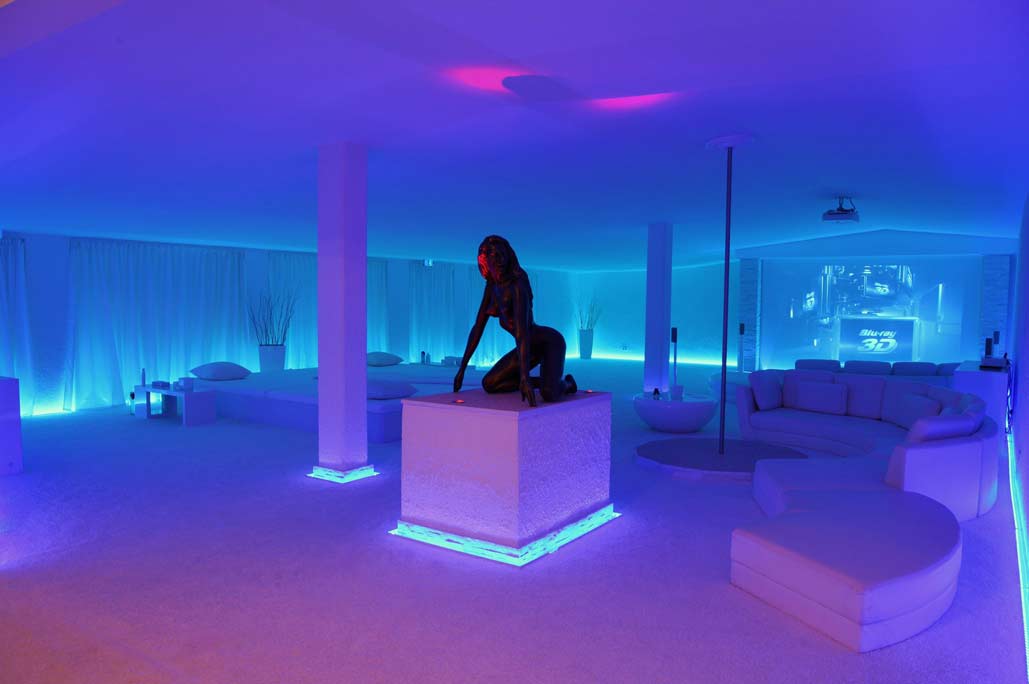 V.I.P. Club Düsseldorf - Nightclub in Dusseldorf, Germany