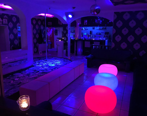 Hot Chicas Table Dance Bar - Nightclub in Eisenach, Germany