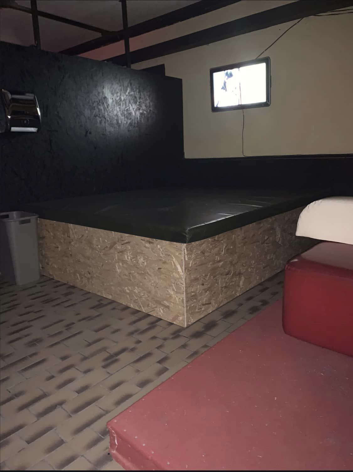 ( Fkl ) Swingerclub & Sauna & Freizeit / All Inclusive Club - Swinger Club in Erftstadt, Germany