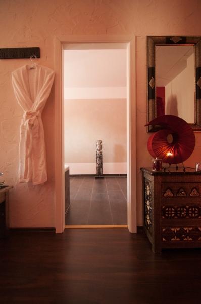 Kuschelgirls - Erotic Massage in Essen, Germany