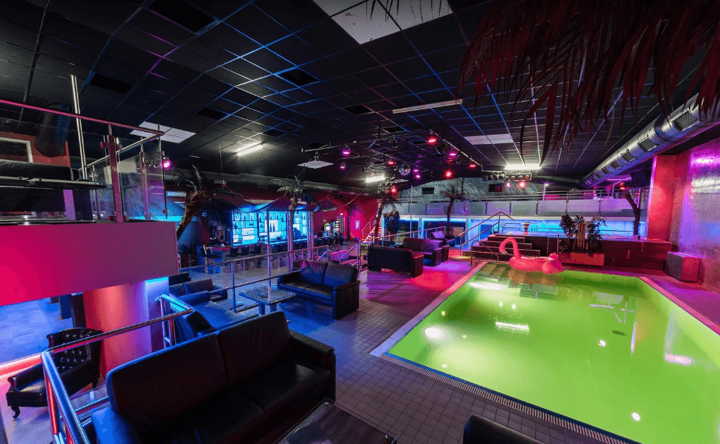 Flamingo Island - Fkk Saunaclub Karlsruhe Bei A5 Von A8 Stuttgart, München - Fkk in Ettlingen, Germany