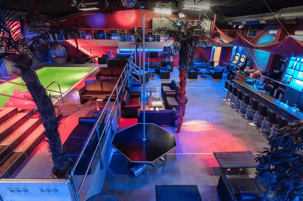 Flamingo Island - Fkk Saunaclub Karlsruhe Bei A5 Von A8 Stuttgart, München - Fkk in Ettlingen, Germany