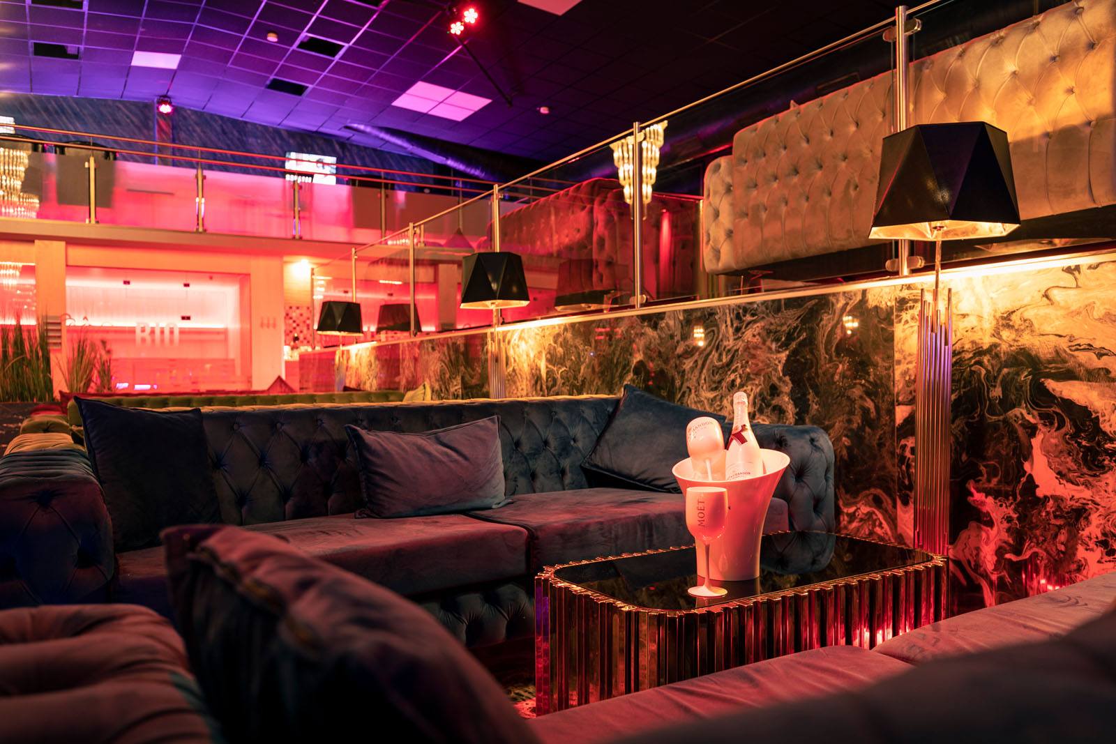 Imperial Fkk Club Ist Jetzt Fkk Flamingo Island In Ettlingen Bei Karlsruhe - Fkk in Fellbach, Germany
