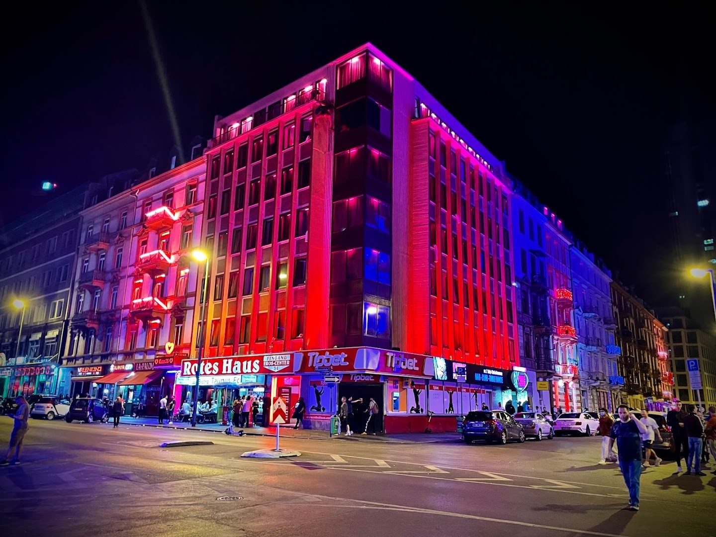 Laufhaus Rotes Haus Frankfurt - Brothel in Frankfurt Am Main, Germany