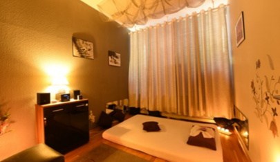 Glamour Massage - Erotische Massagen Frankfurt - Erotic Massage in Frankfurt Am Main, Germany