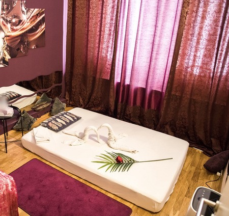 Glamour Massage - Erotische Massagen Frankfurt - Erotic Massage in Frankfurt Am Main, Germany